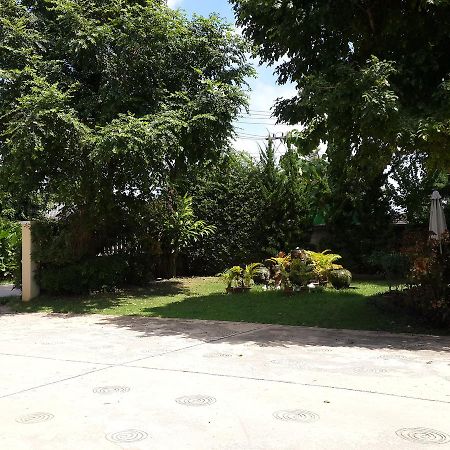 Garden Corner Resort & Hotel Phitszanulok Kültér fotó