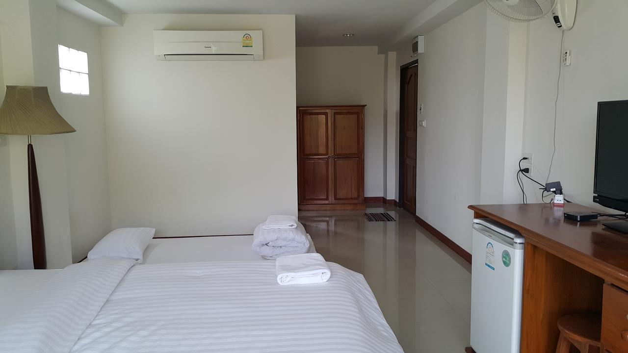 Garden Corner Resort & Hotel Phitszanulok Kültér fotó