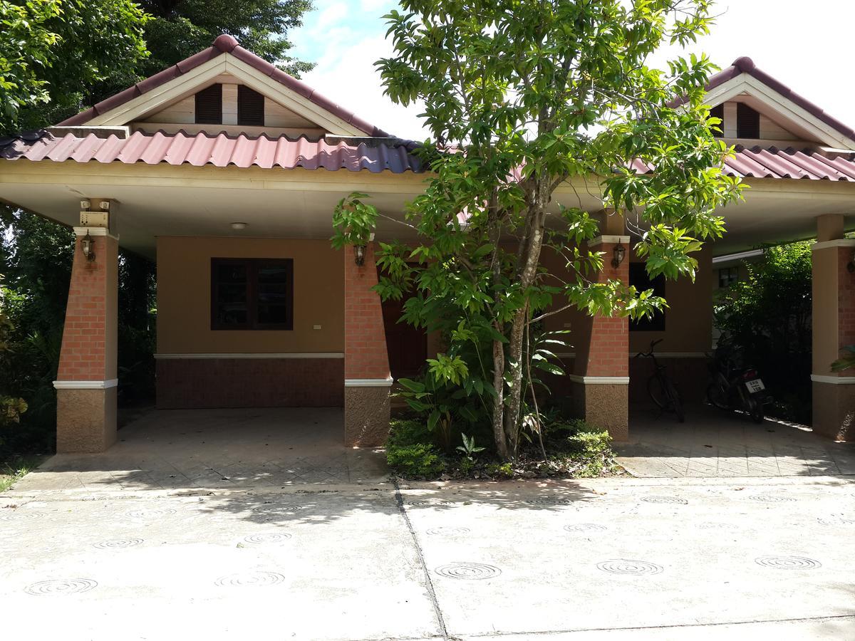 Garden Corner Resort & Hotel Phitszanulok Kültér fotó