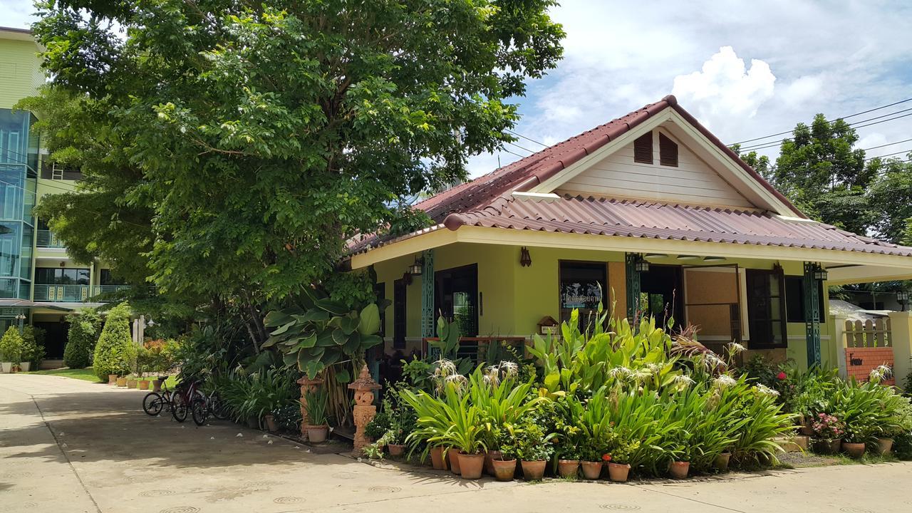 Garden Corner Resort & Hotel Phitszanulok Kültér fotó