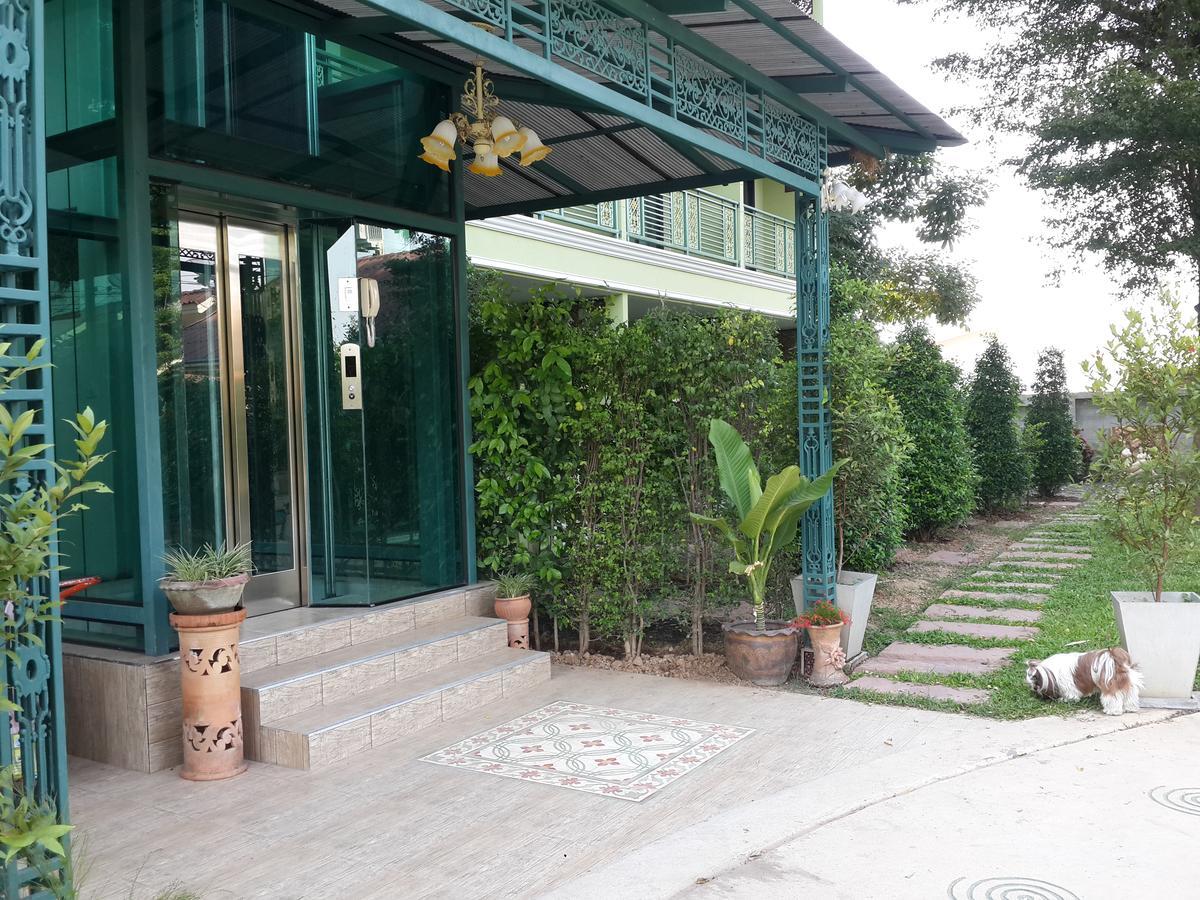 Garden Corner Resort & Hotel Phitszanulok Kültér fotó