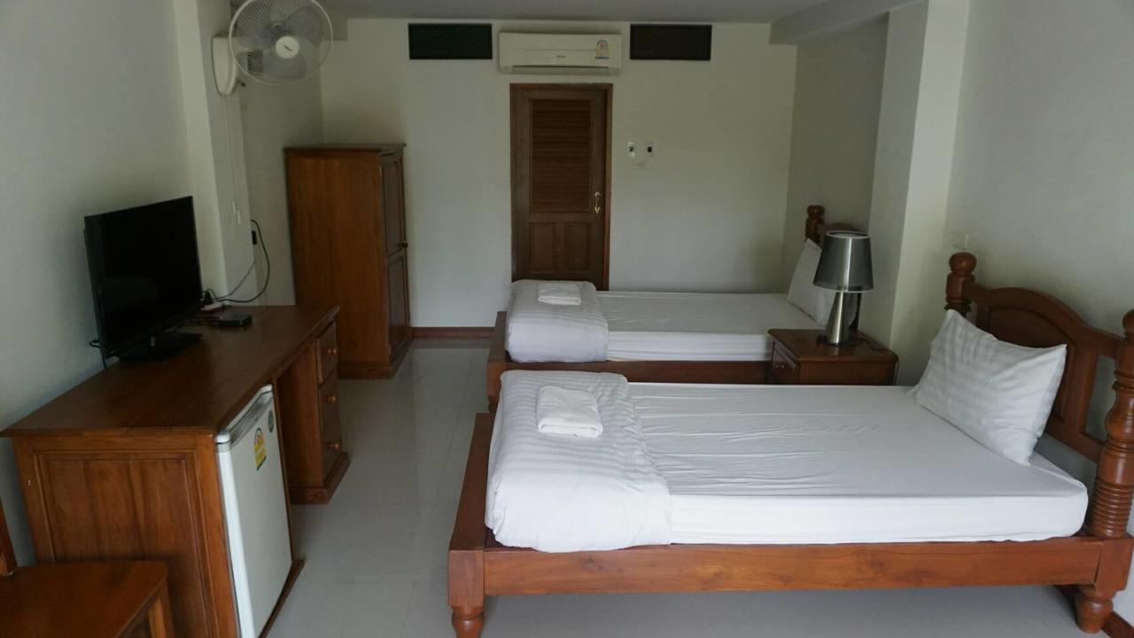 Garden Corner Resort & Hotel Phitszanulok Kültér fotó